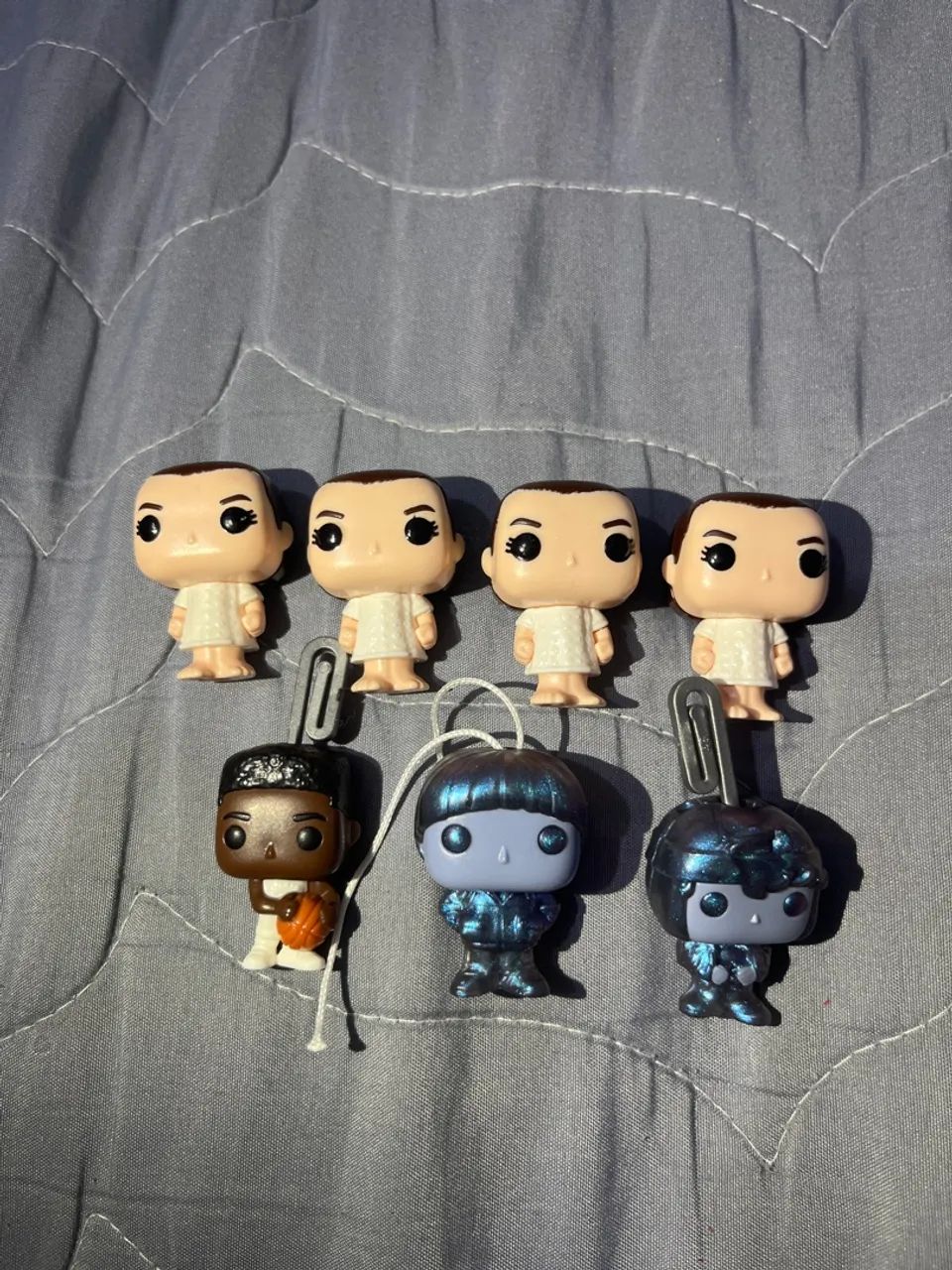 Colecionáveis stranger things Kinder joy 
