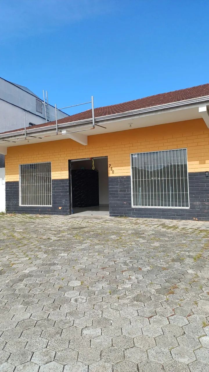 Algo sala comercial 