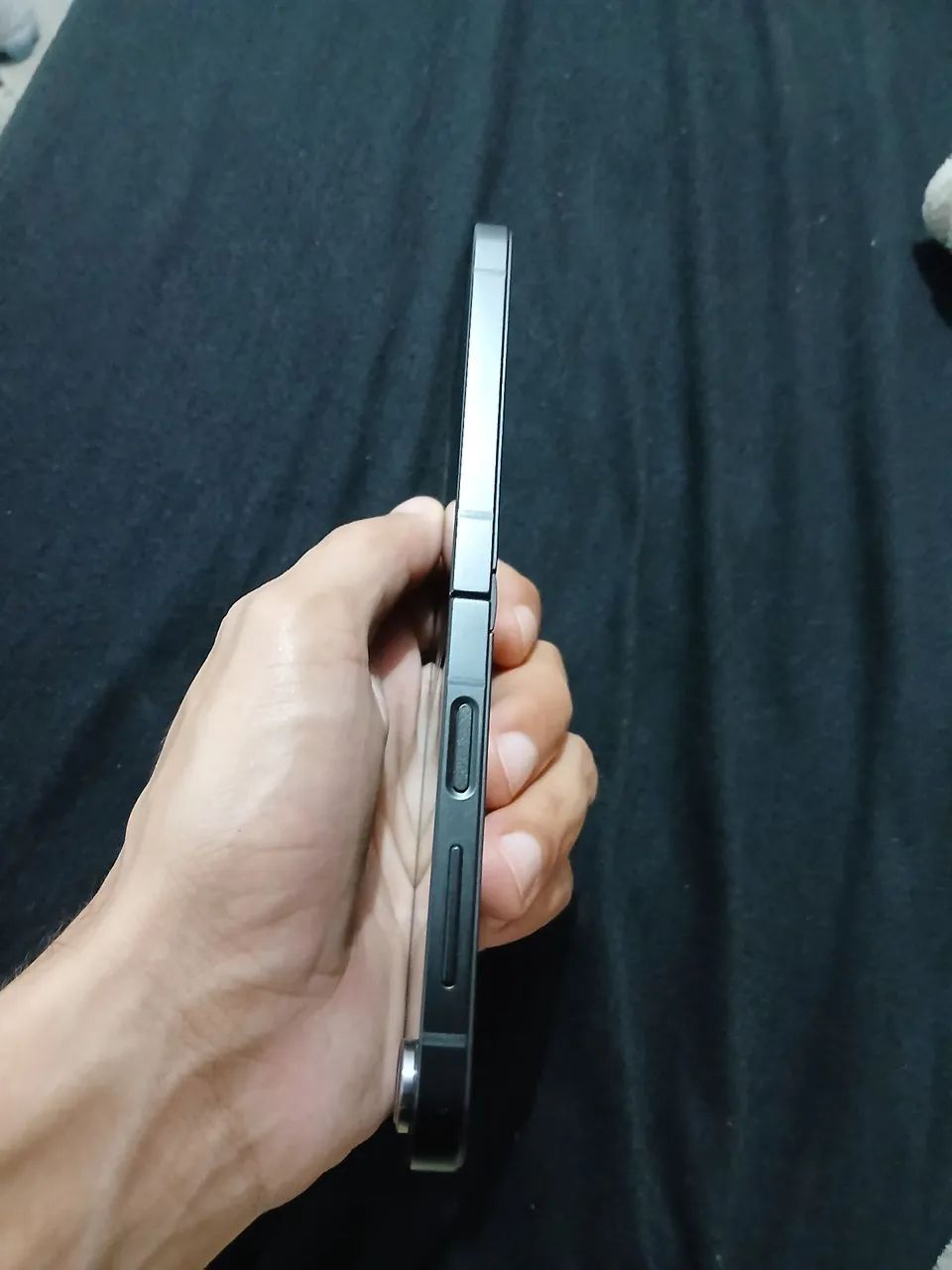 Z flip Fe 128 em excelente estado  3 mês de uso com caixa  - Foto 3