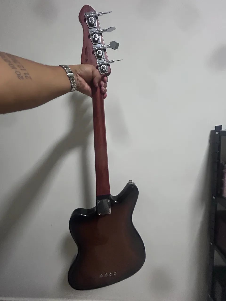  Baixo Studebaker Weasel Short Scale - 4 cordas - Foto 2