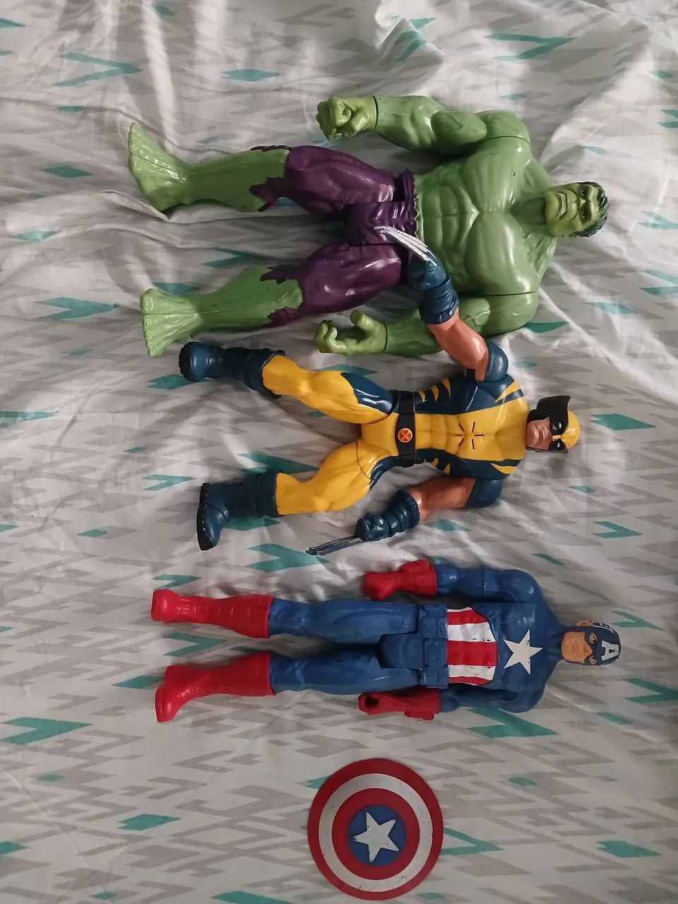 Bonecos Originais Marvel - Capitão América, Hulk e Wolverine