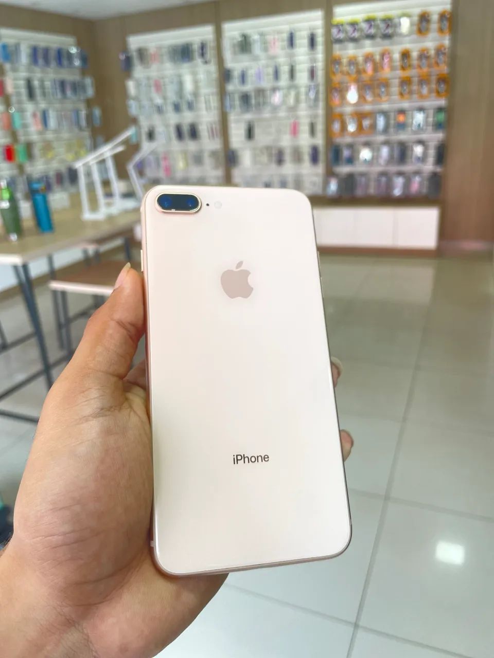 iPhone 8 Plus 64GB - Foto 2