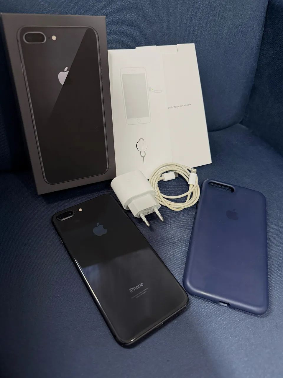 iPhone 8 Plus - 64GB  - Foto 2