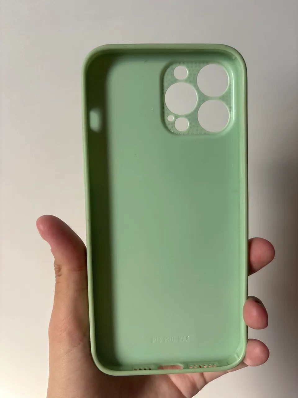 Capa IPhone 13 PRO MAX Colorida Com Proteção de Câmera  - Foto 2