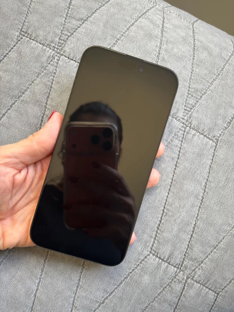 iPhone 15 Pro Max - semi novo - Foto 2