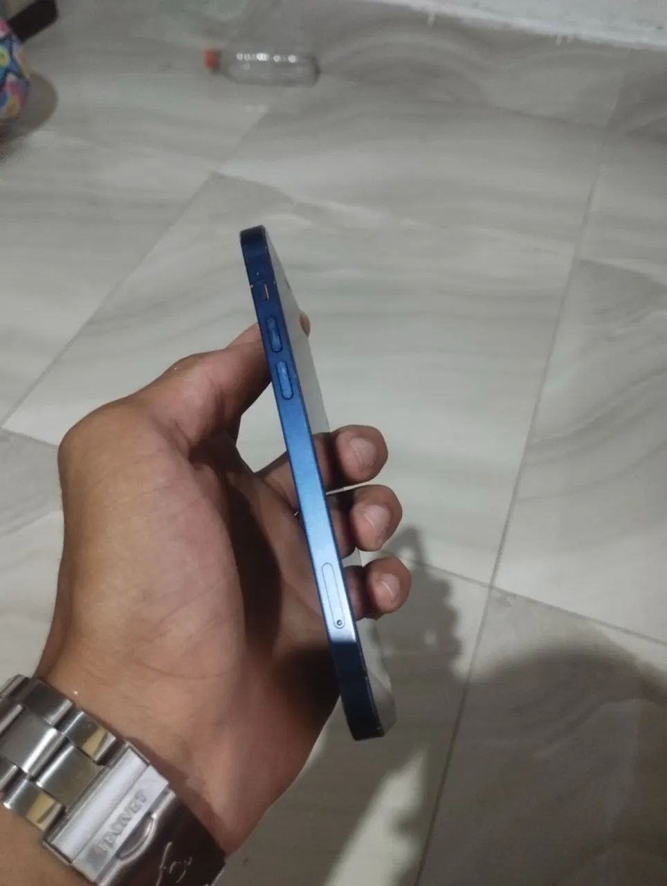 iPhone 12 64 azul - Foto 4