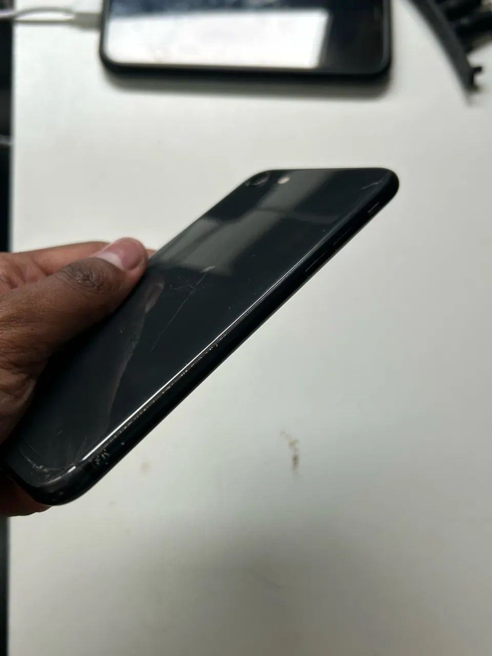 iPhone SE 2ª Geração - 64 GB - Foto 2