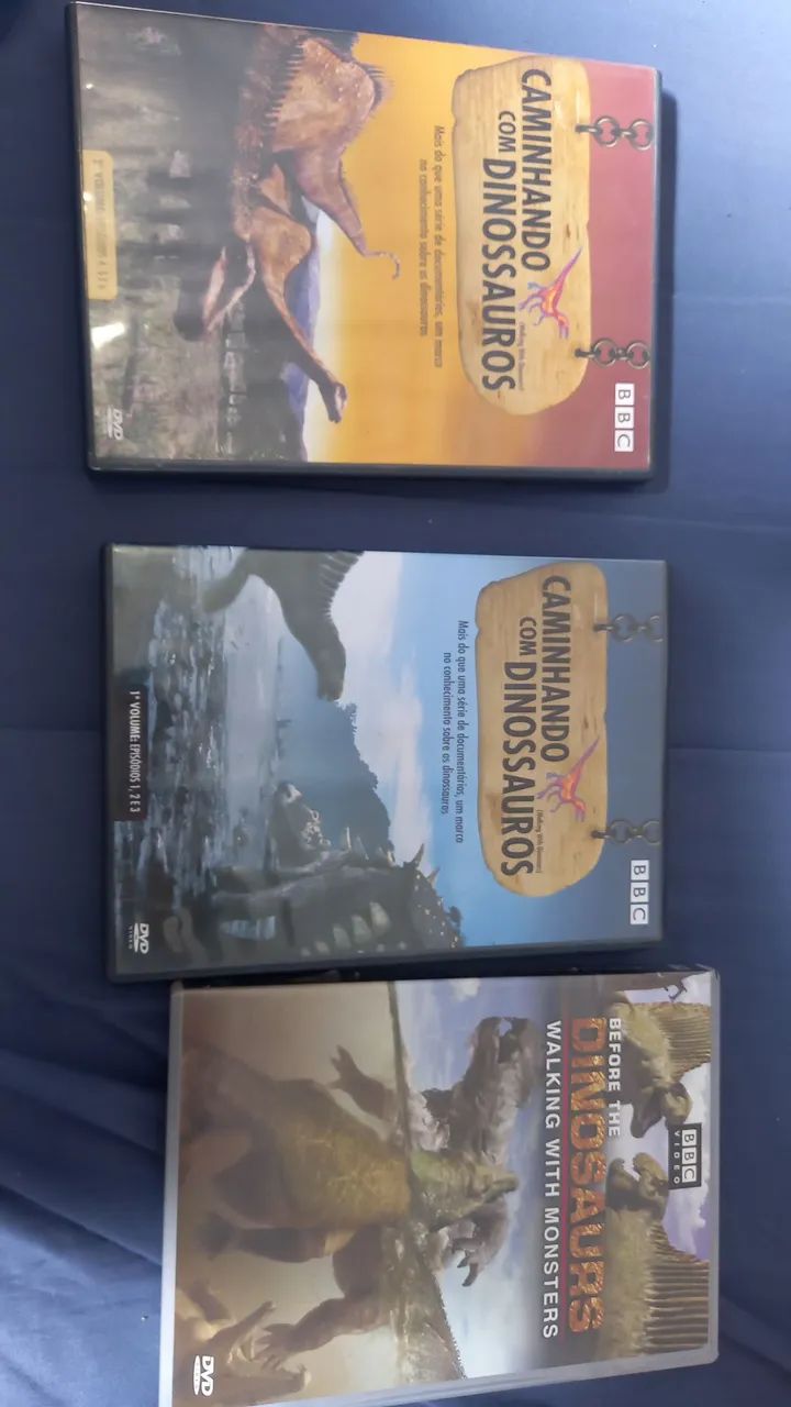 Dvds caminhando com dinossauros e caminhando com monstros completa 
