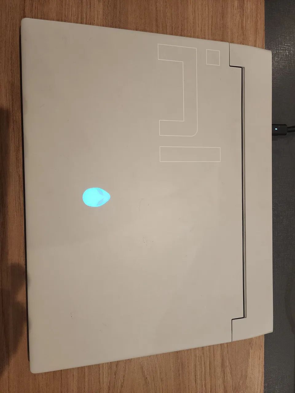 Notebook Alienware X14 Rxt 3060 I7 144hz 512gb Ssd 32gb Ram Branco (Usado) - Foto 2