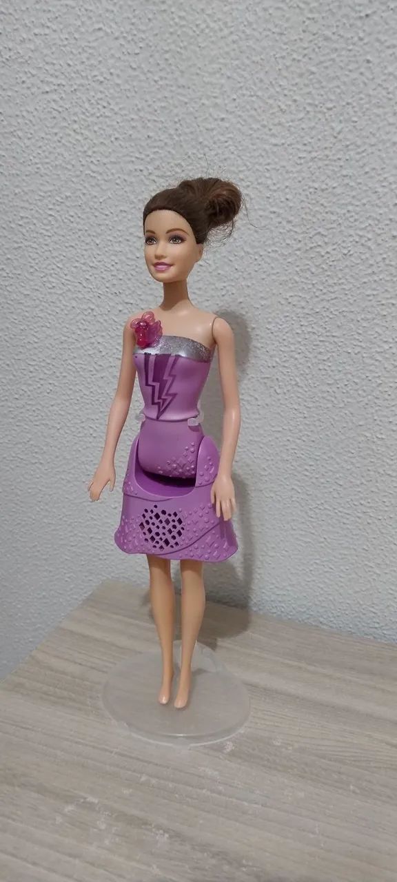 Boneca Barbie Super Princesa Corinne - Luz e Som - Mattel - Foto 4