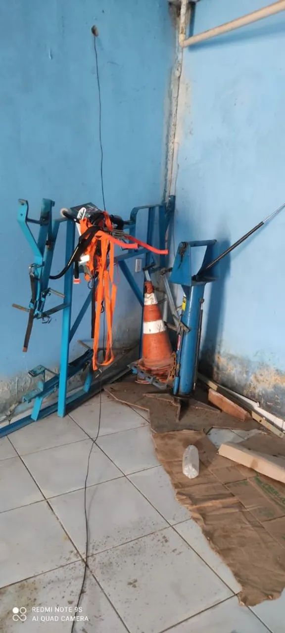 Escada Giratória para veiculos  - Foto 5