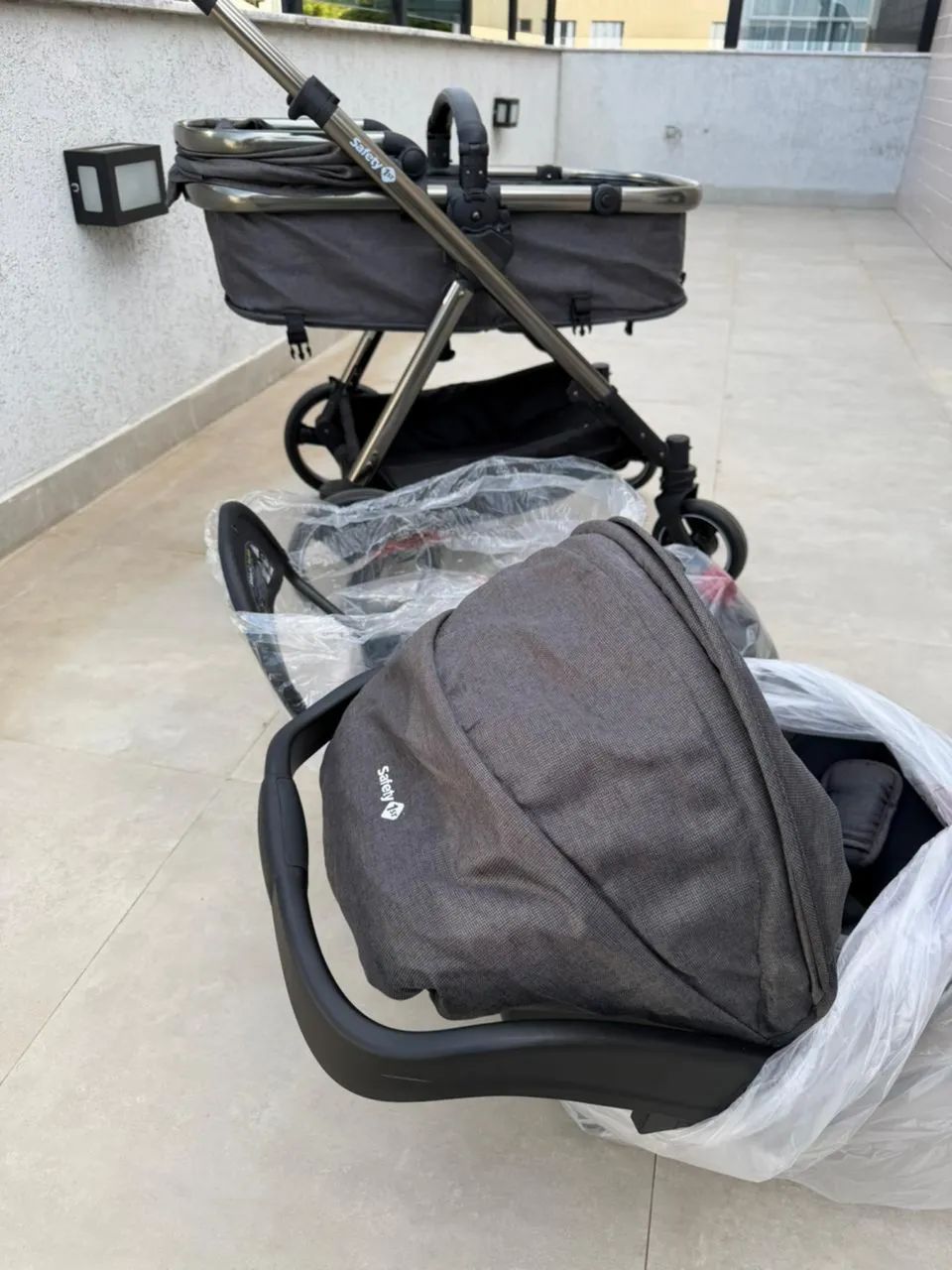 Carrinho de bebê Safety 1st - Foto 4