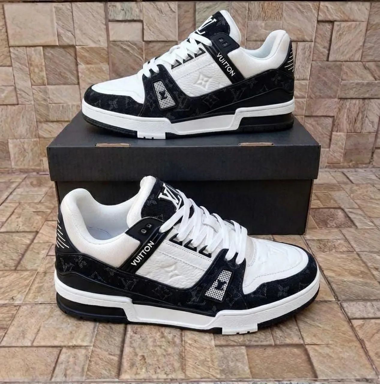 Louis Vuitton número 39 - Calçados - Jardim Itacolomi, São Paulo