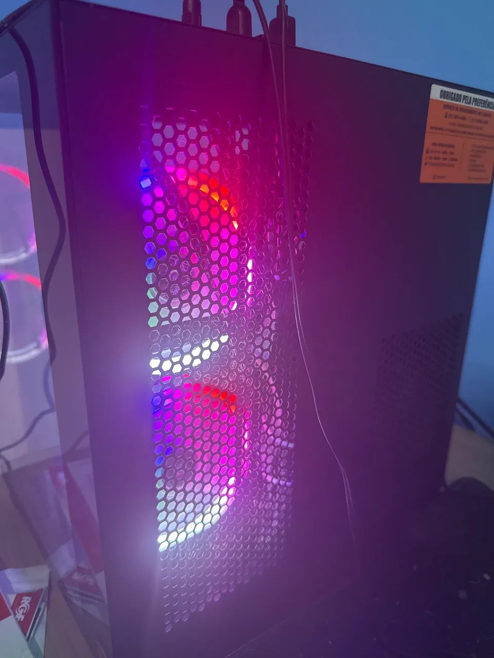 Gaming PC with i9 CPU and RTX 4060 GPU418417010478295042