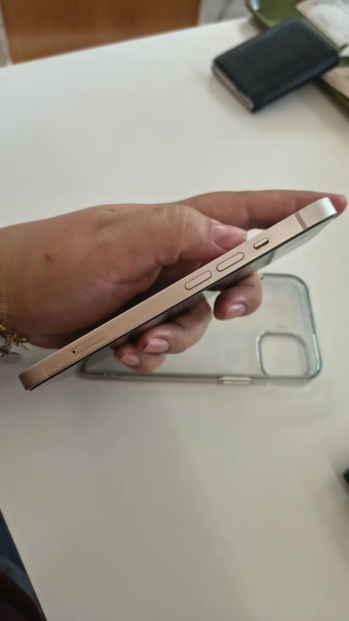 iPhone 13 - Foto 4