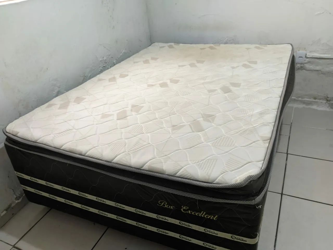 Cama seme nova