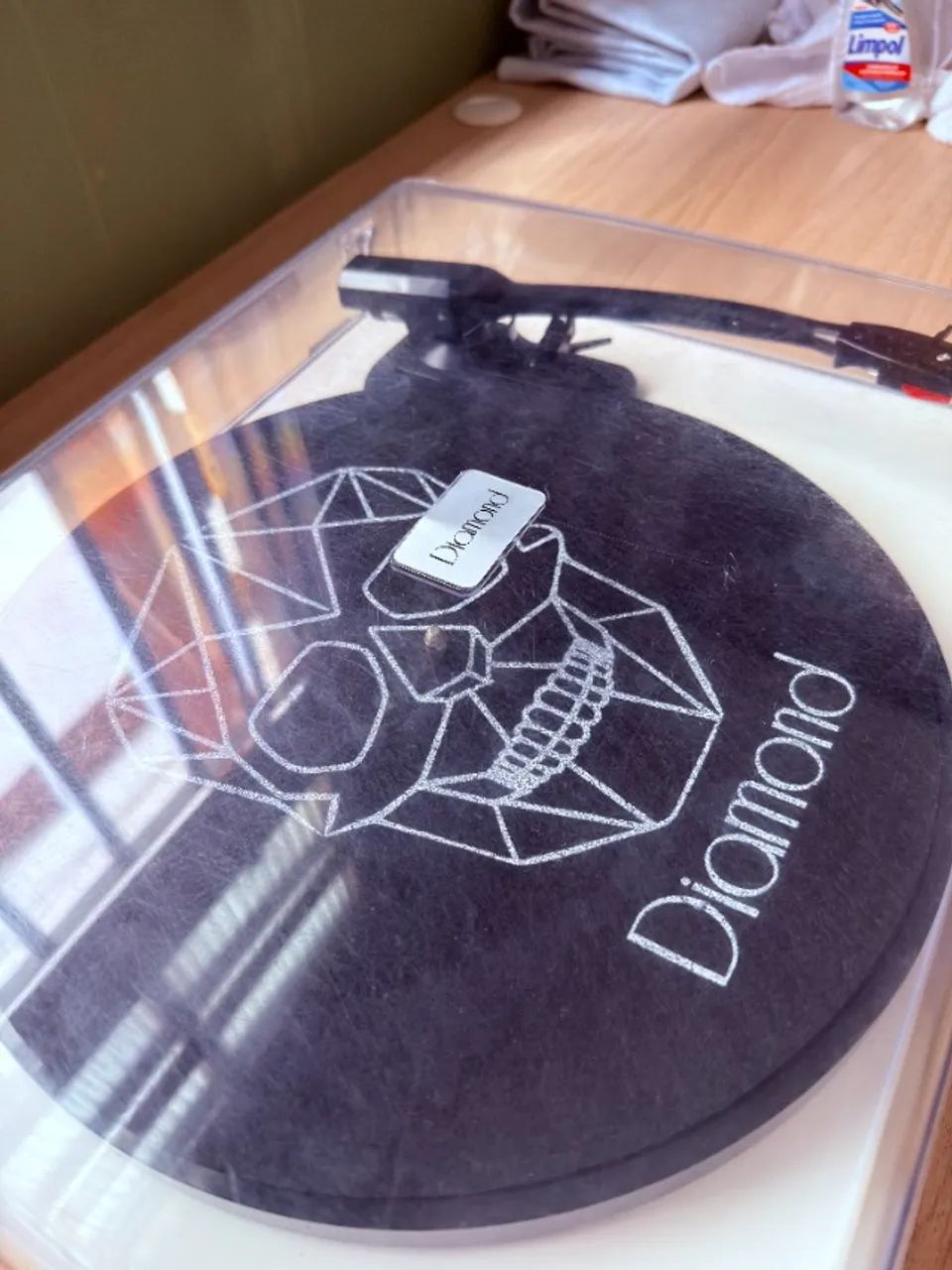 Vitrola Toca Discos Diamond White + Brinde - Foto 4