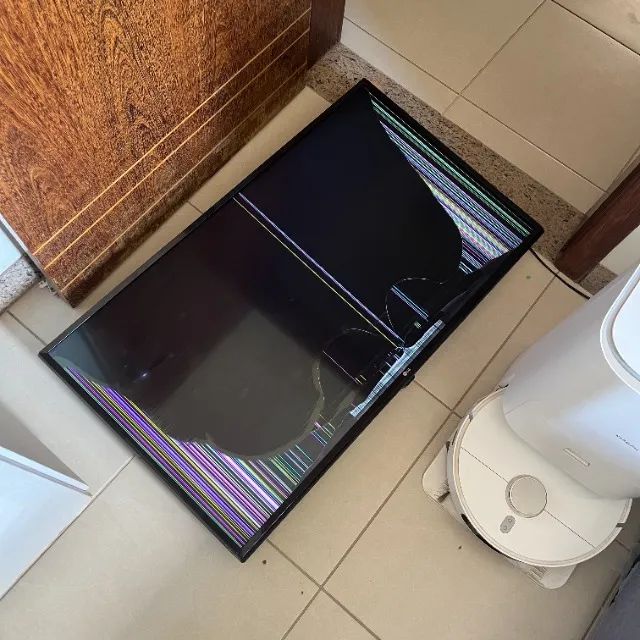 Sucata de TV LG Smartv - Display Quebrado