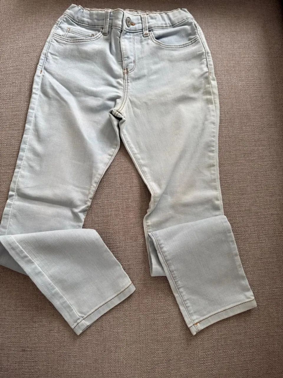 Calça jeans claro skiny- marca oshkosh