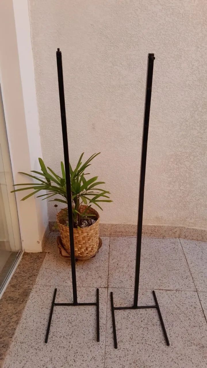 Expositor para Busto de manequim (ferro) 2 unidades