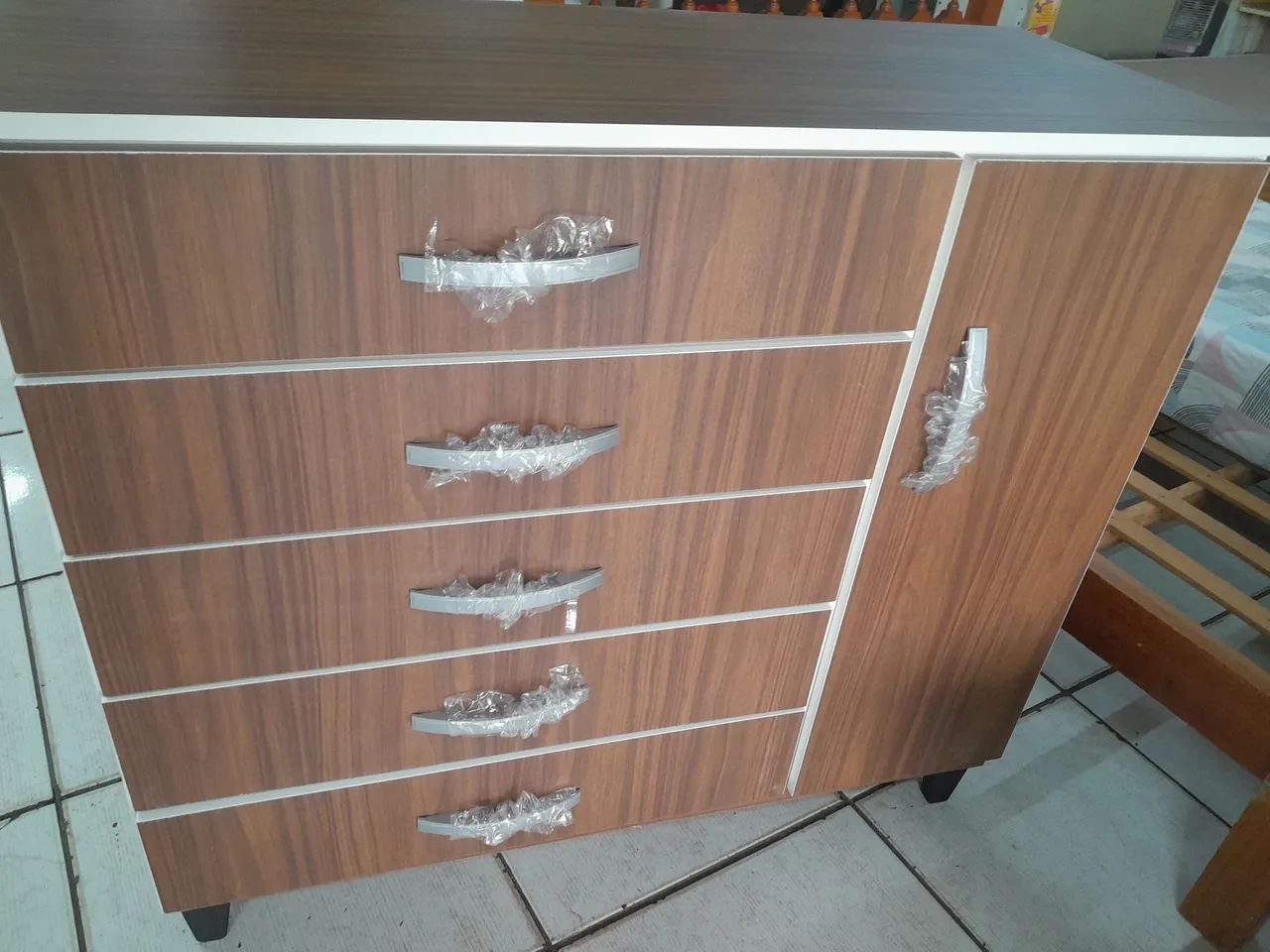 CÔMODA SAPATEIRA NOVA 
