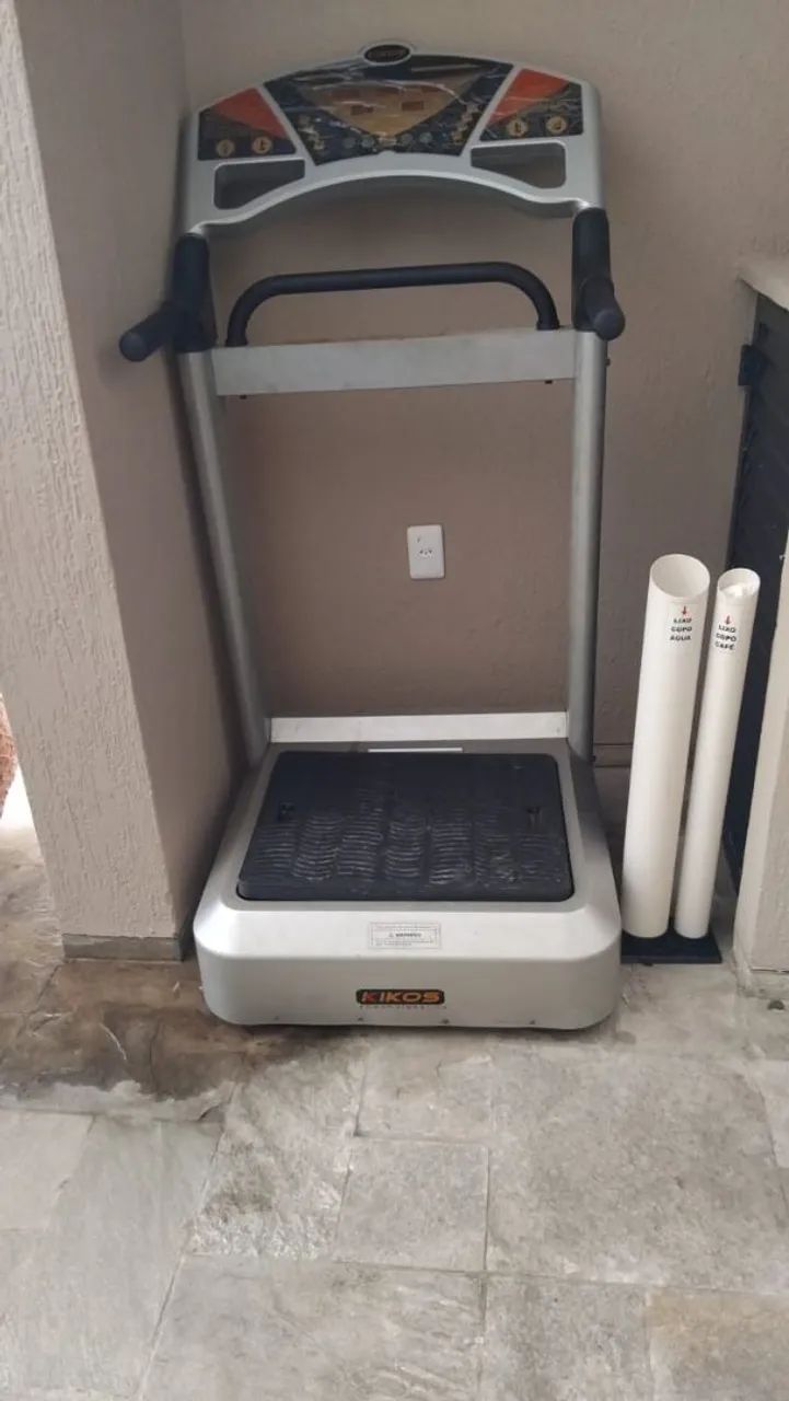 Vendo plataforma vibratória para emagrecer e tonificar os misculos.