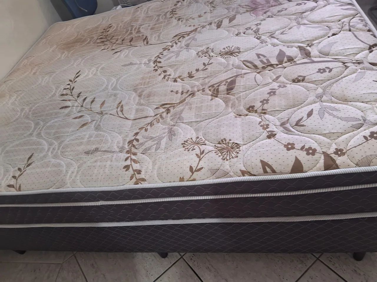Cama box com colchão Queen - Foto 4