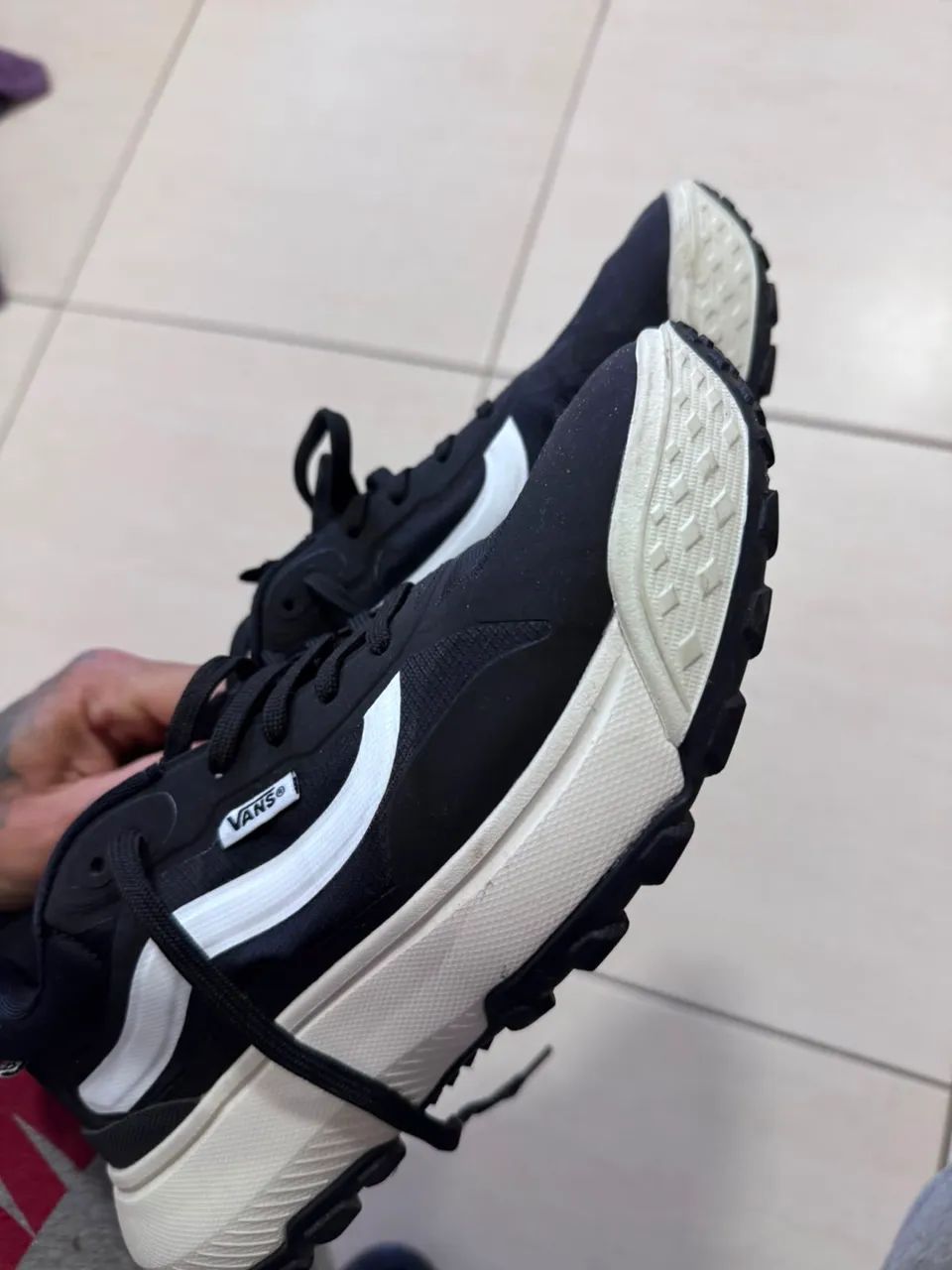 Tênis Vans Crosspath MTE Black White - Foto 3