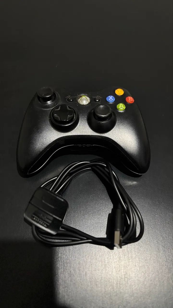 XBOX 360 - Super Slim - MUITO NOVO. - Foto 3