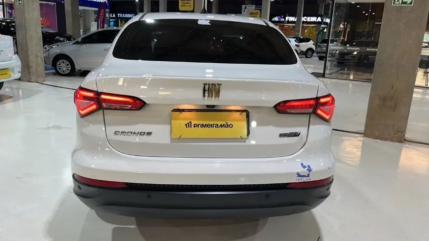 Fiat Cronos Precision 1.3 16V Flex Aut. 2024 - Foto 5