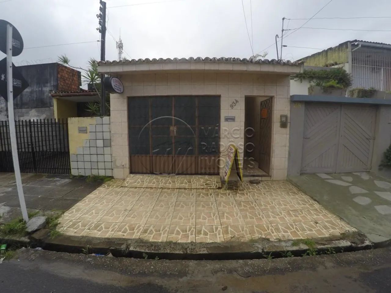 Casa e Consultório Dentário em Ponta Grossa