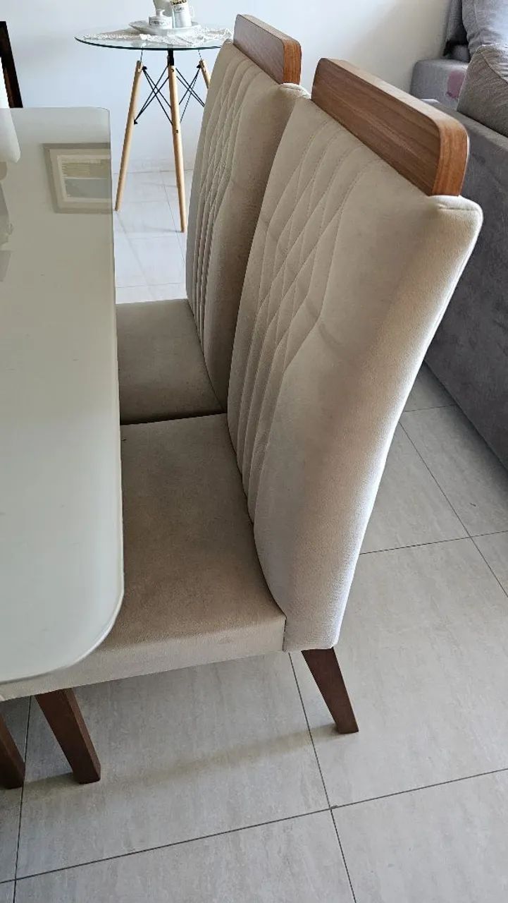 Cadeira de Jantar