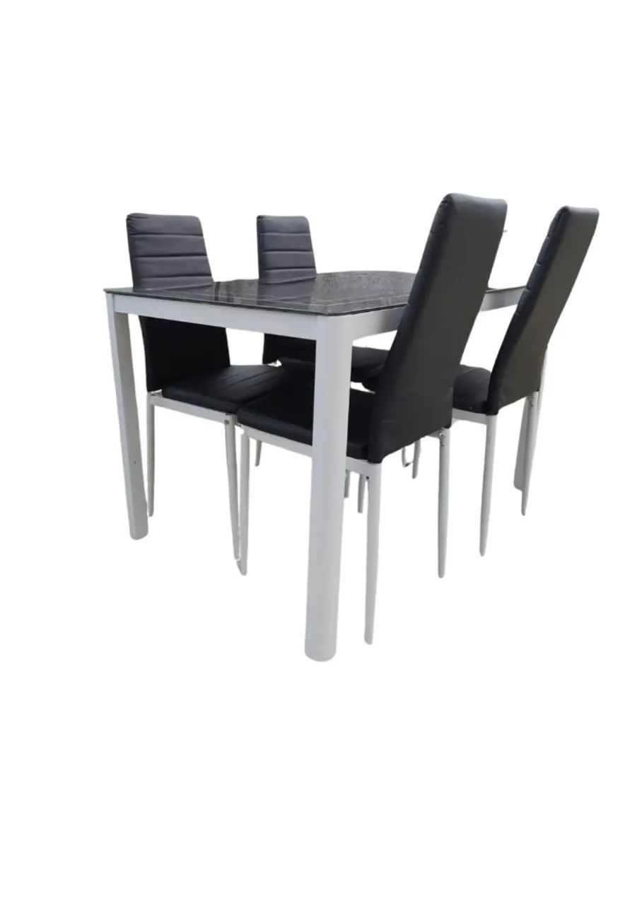 Mesa de vidro com 4 cadeiras  - Foto 5