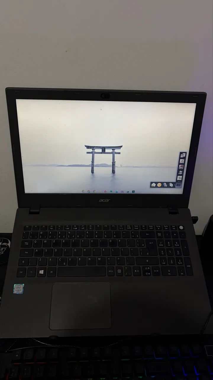 Notebook Acer - i5 / 8GB RAM - Leitor de CD/DVD