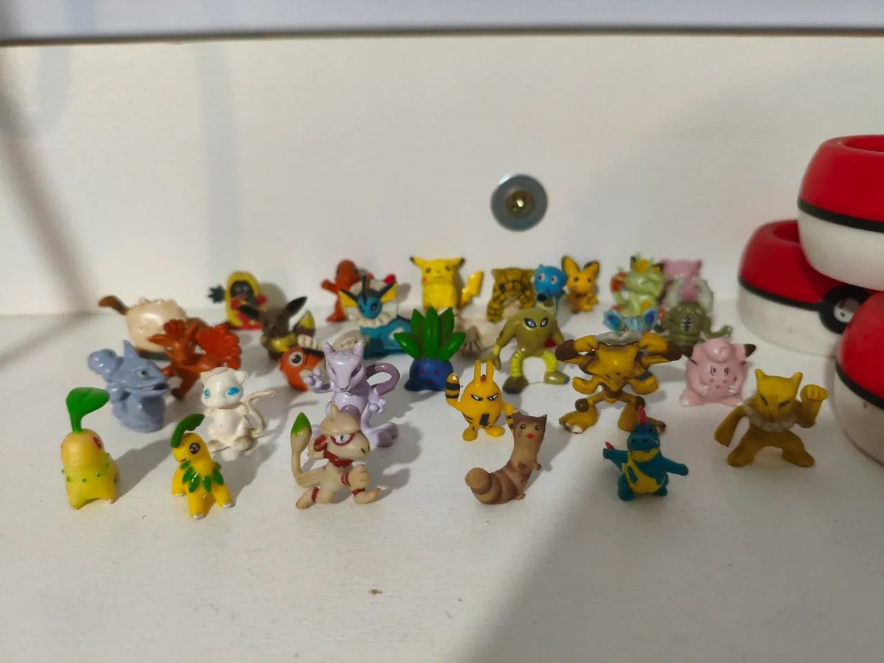 Lote de 30 miniaturas Pokémon (1K) - Foto 2