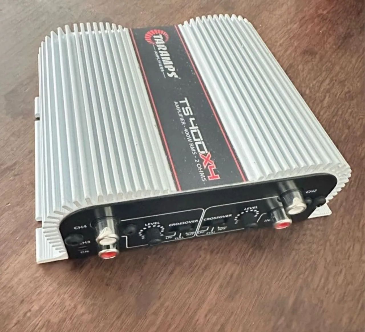 Vendo potência Taramps de 400×4 funcionando perfeitamente  - Foto 2