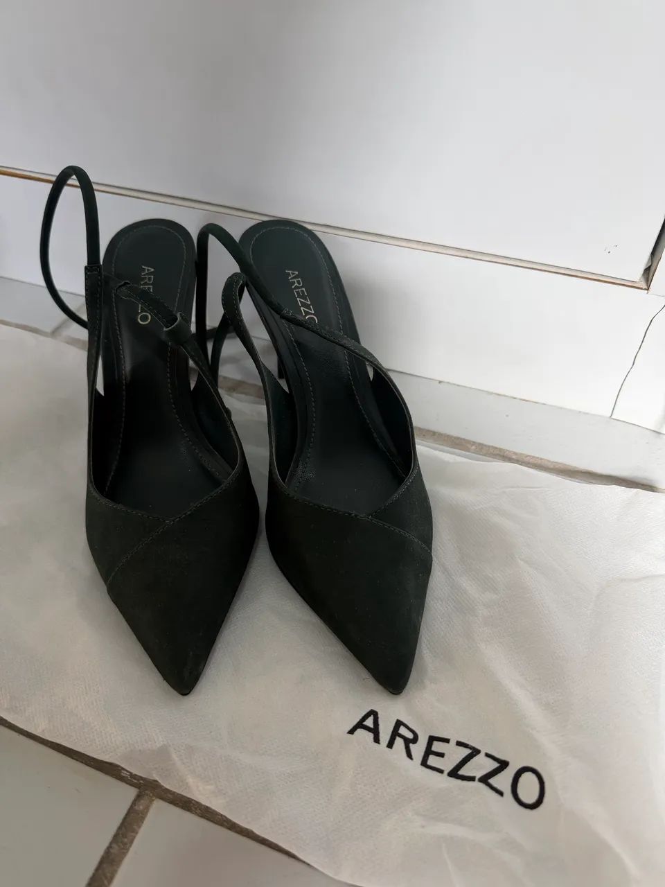 Sandália Arezzo em Suede Verde - TAM: 35