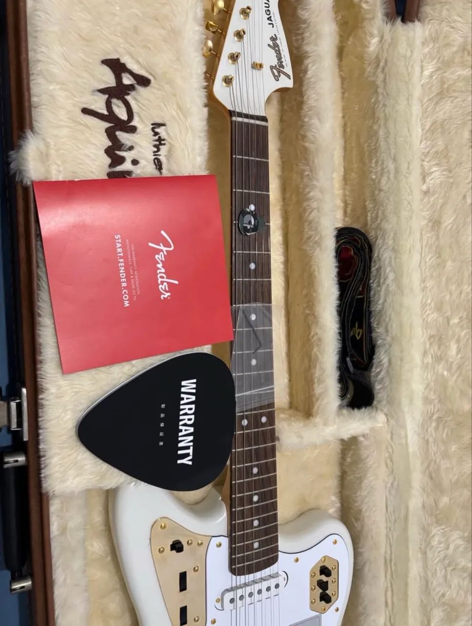 Fender Jaguar Traditional 60?s White Pearl Limited edition