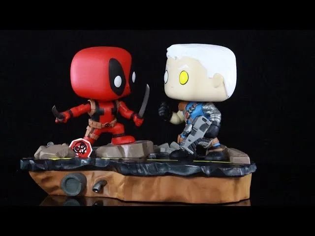 Funko Pop! Marvel: Moments - Deadpool Vs Cable