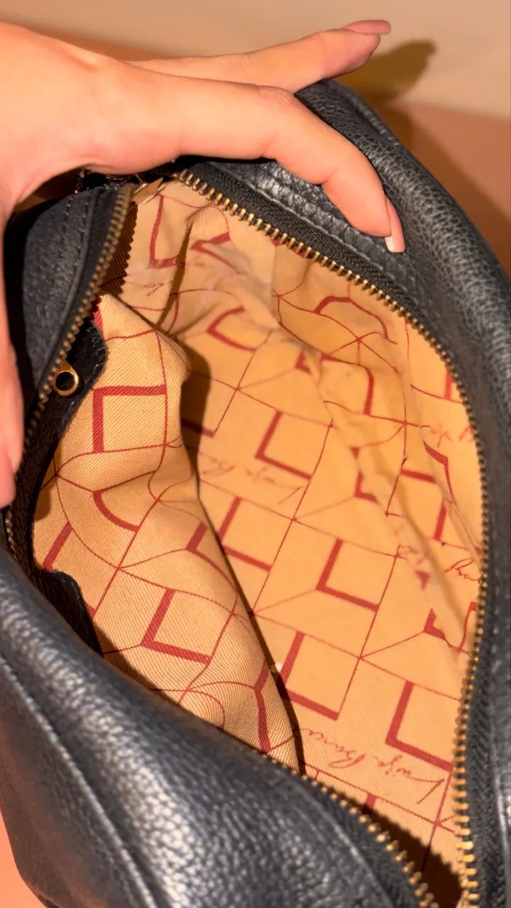 Bolsa Luiza Barcelos preta modelo grande - Foto 4
