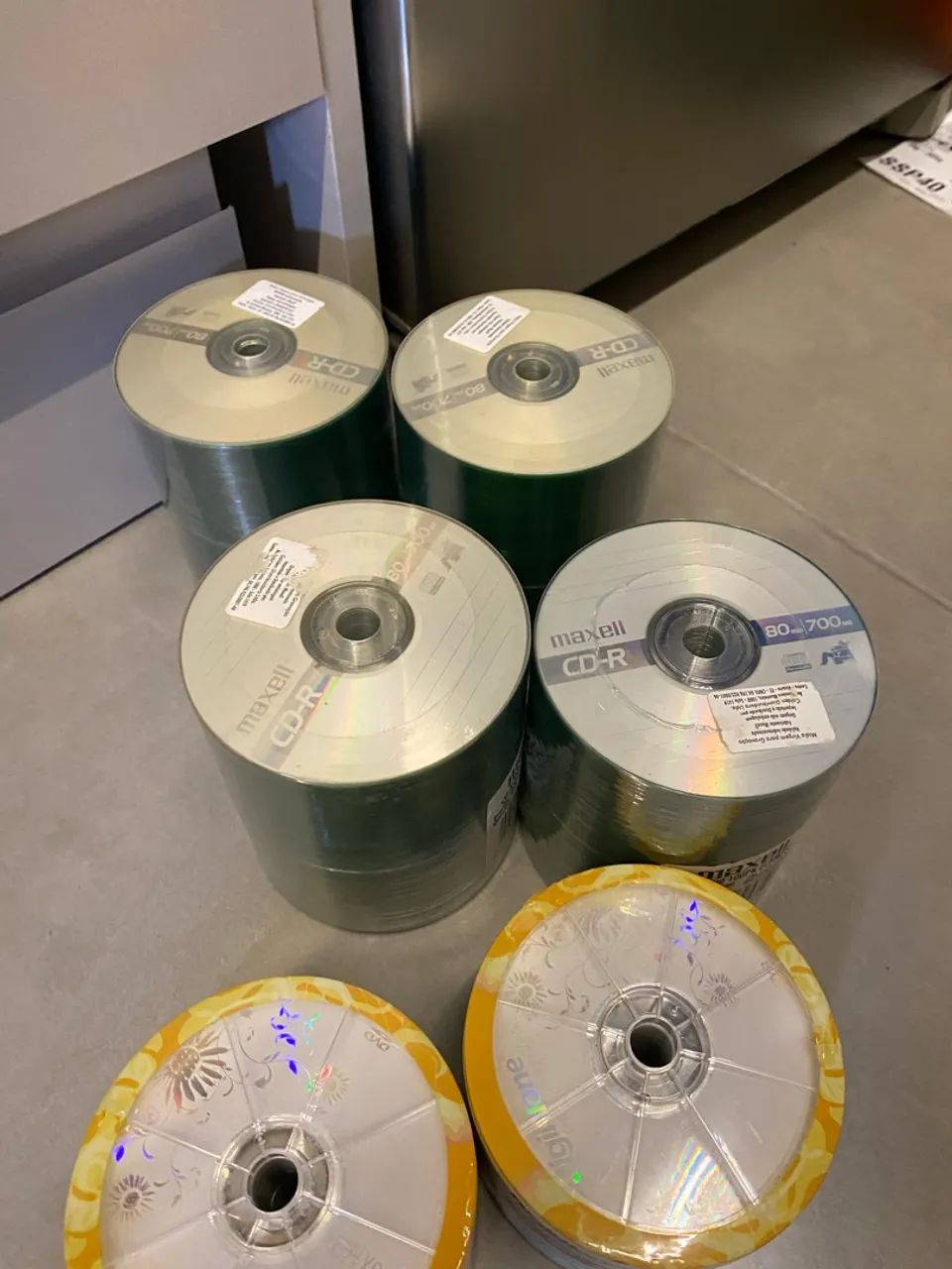 100 CDs Virgens Maxell 700MB Lacrados - CD-R Original - Foto 3