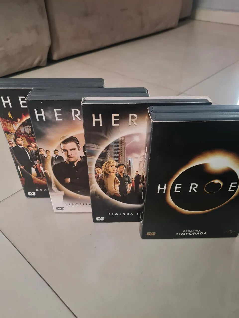 HEROES Blu-ray ボックスセット シーズン1-4 Amazon.co.jp: 【Amazon