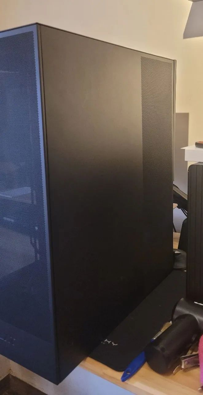 Gabinete gamer nzxt h7 flow