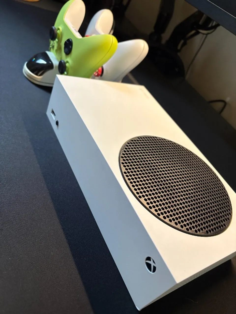 Xbox Series S + 2 controles e base  - Foto 4
