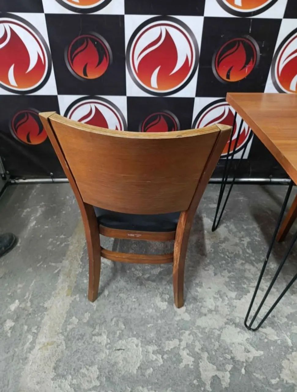Conjunto de mesas e cadeiras Franco Bachot  - Foto 2