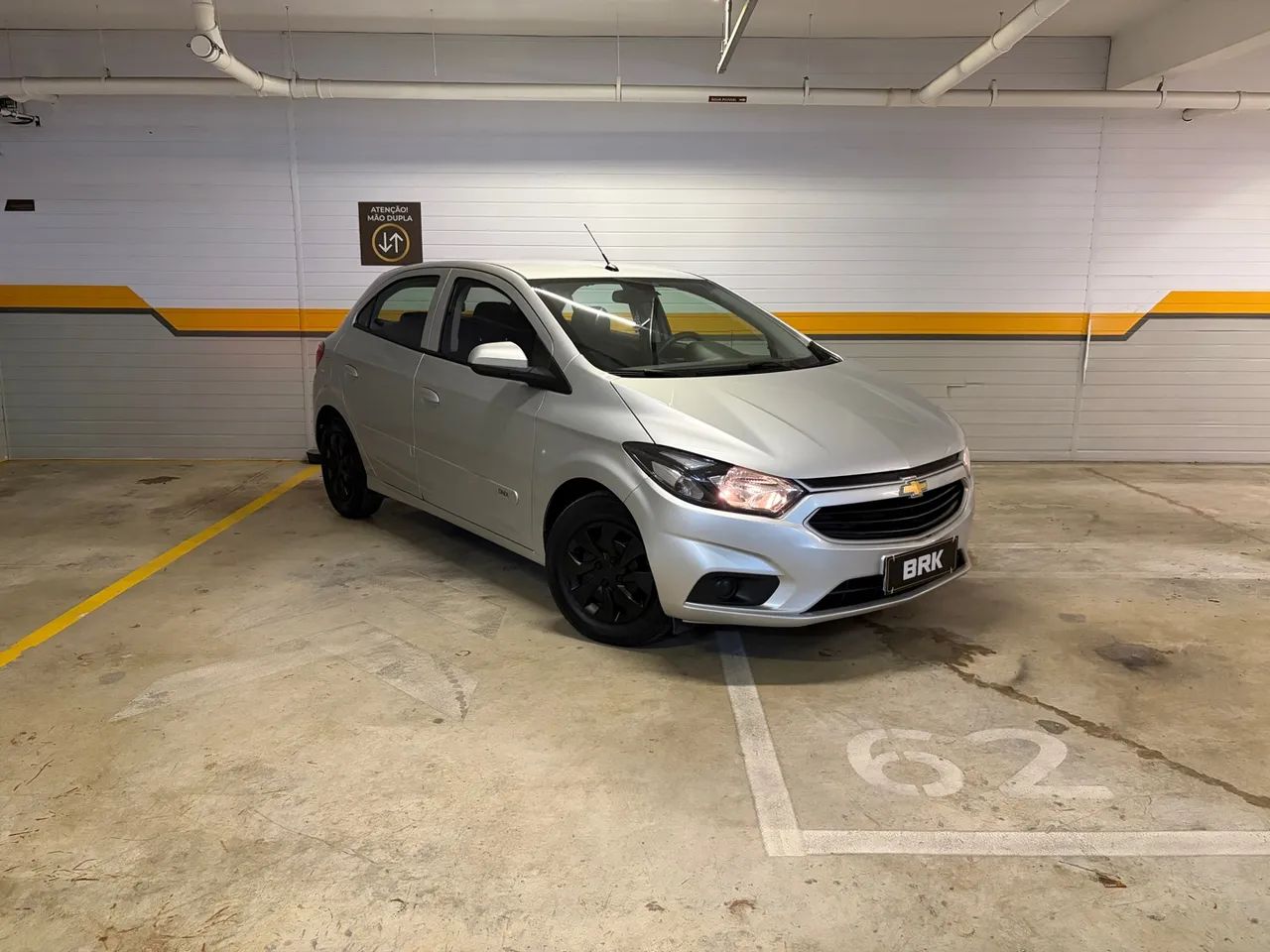 Chevrolet Onix Hatch LT 1.0 8V Flex Mec. 4P, foto 11 de 11