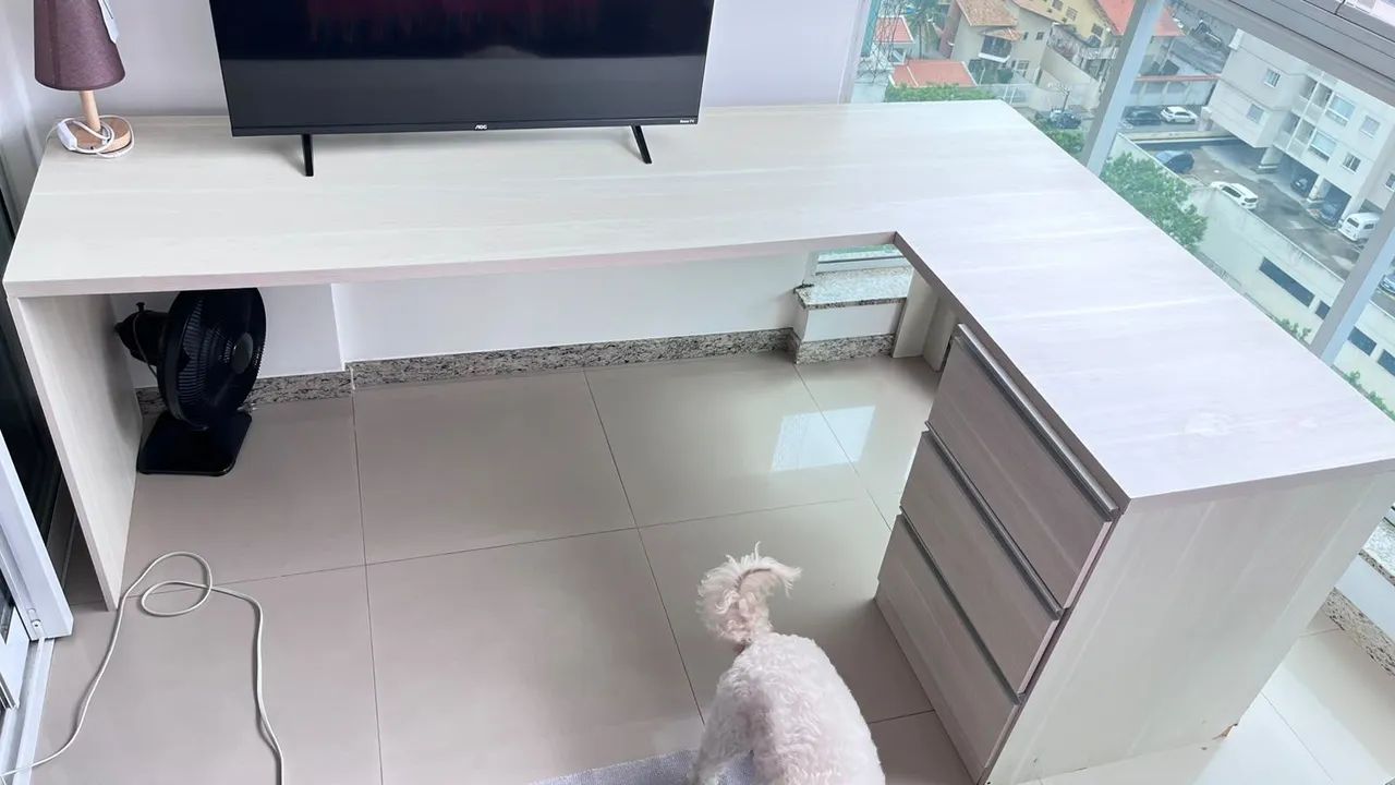 Mesa em L - Móvel Planejado (2,5m por 1,20) - Foto 2
