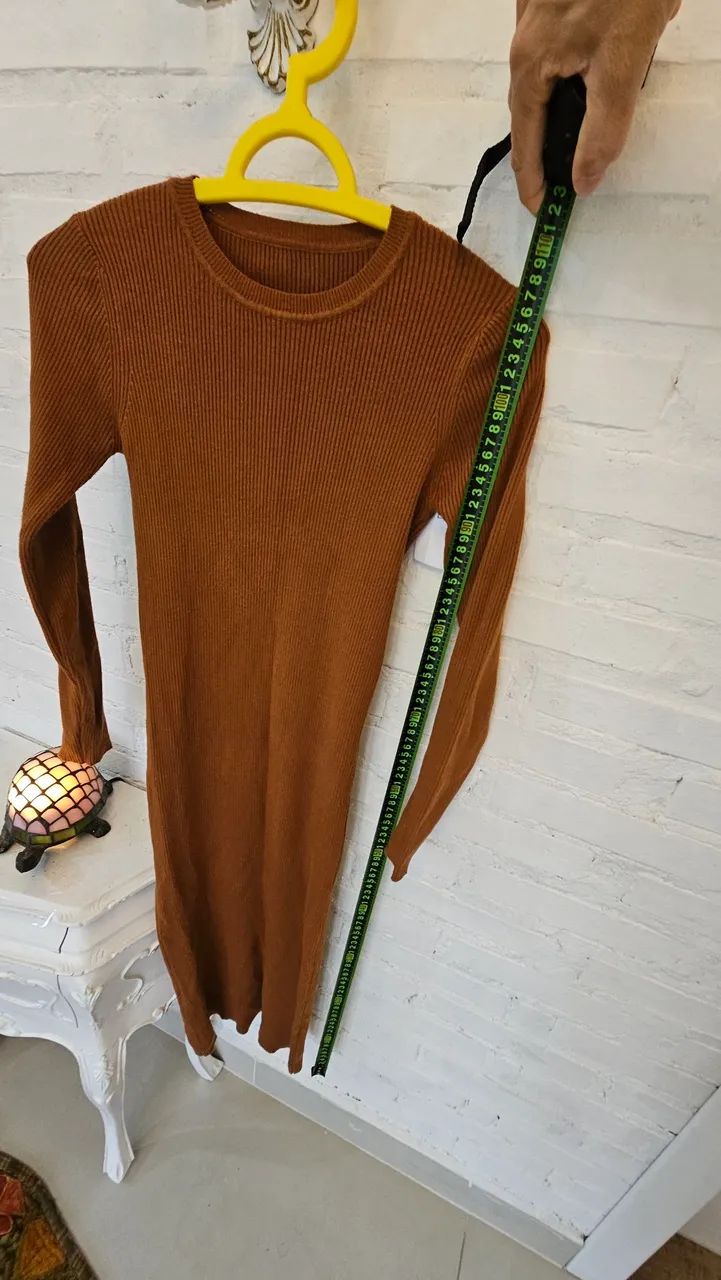 Vestido midi tricot canelado marrom - Foto 3