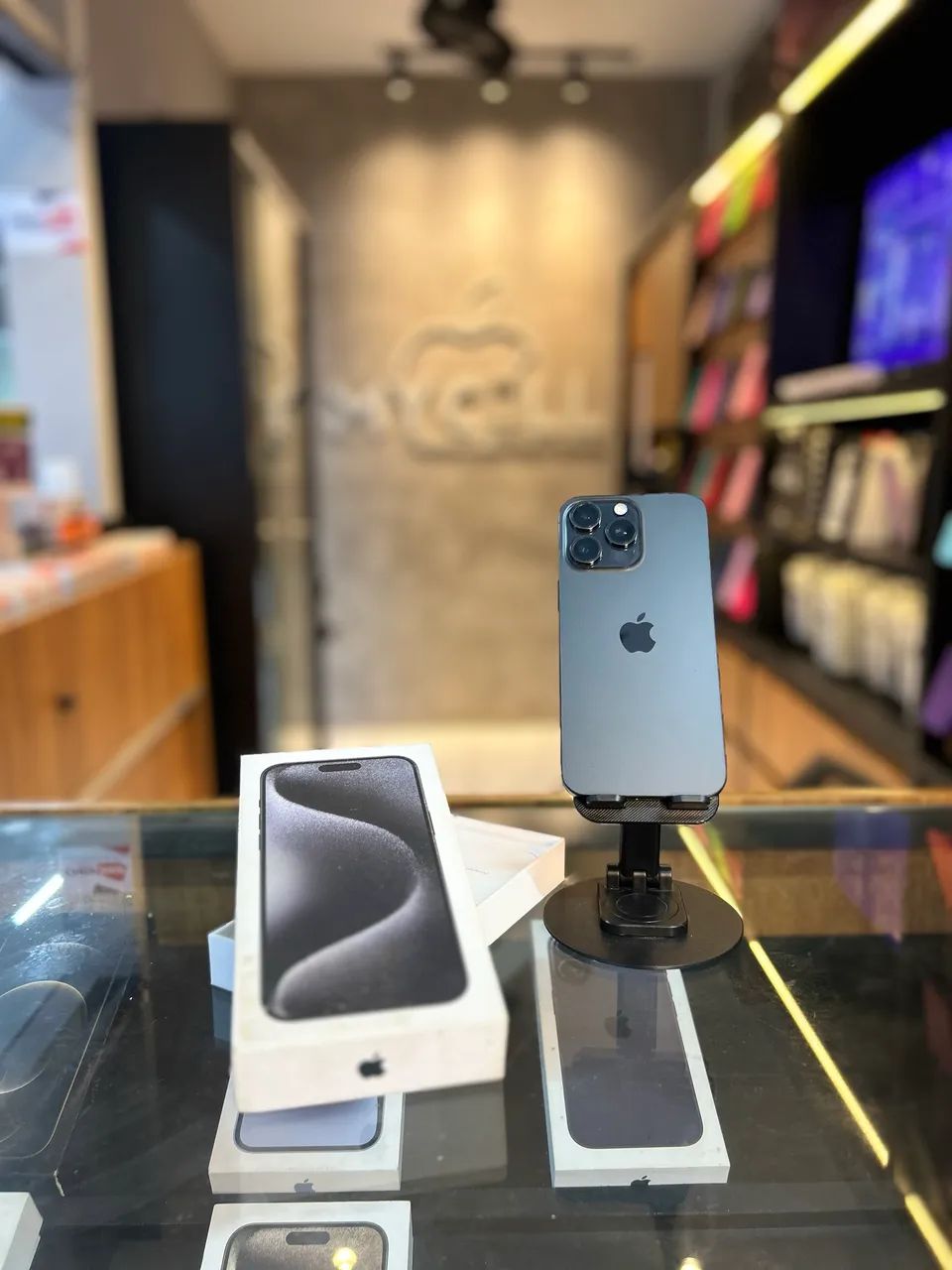 15 pro Max 256gb - Foto 2
