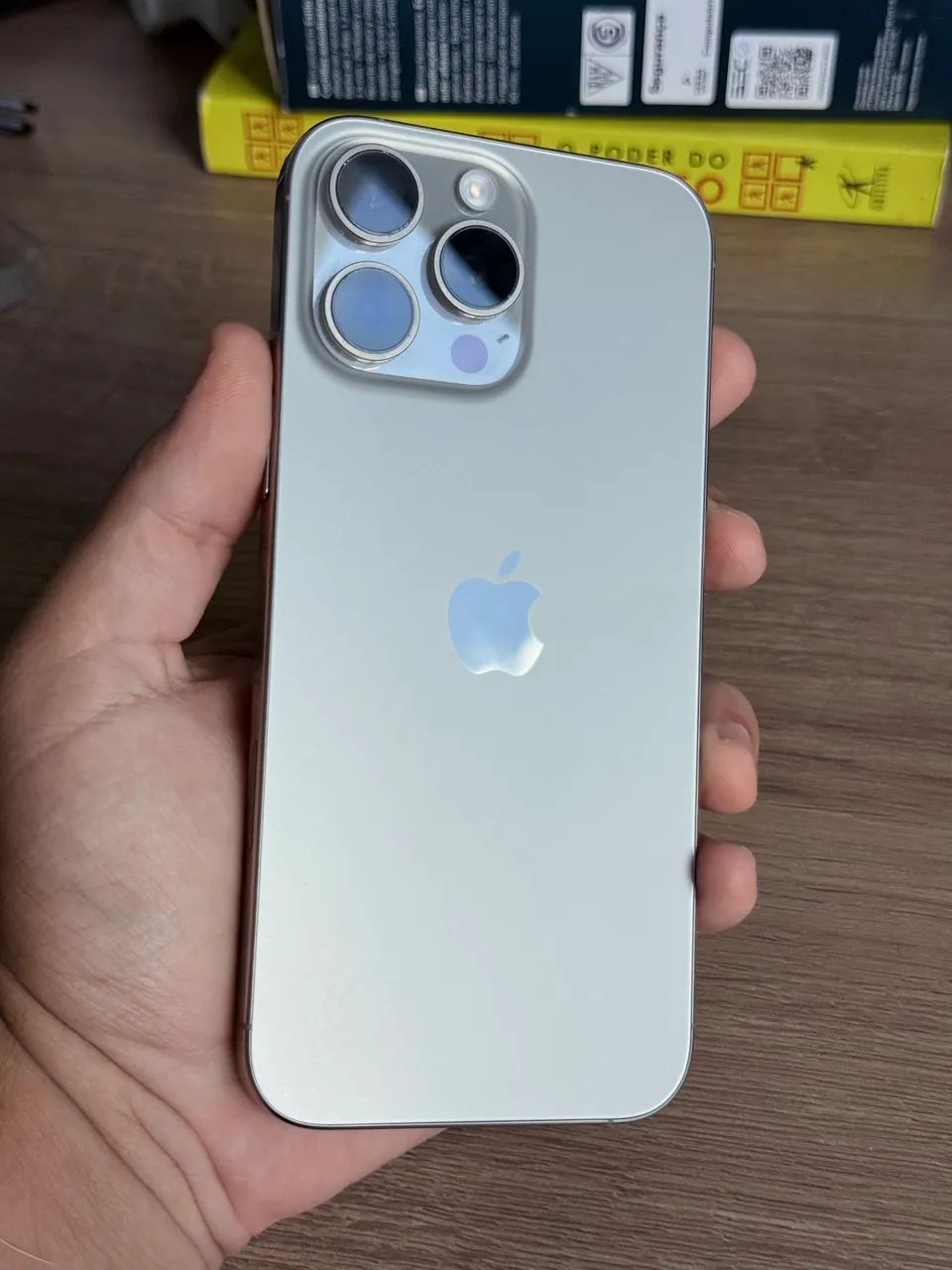 iPhone 16 Pro Max 256GB - Celulares e Smartphones - Capoeiras